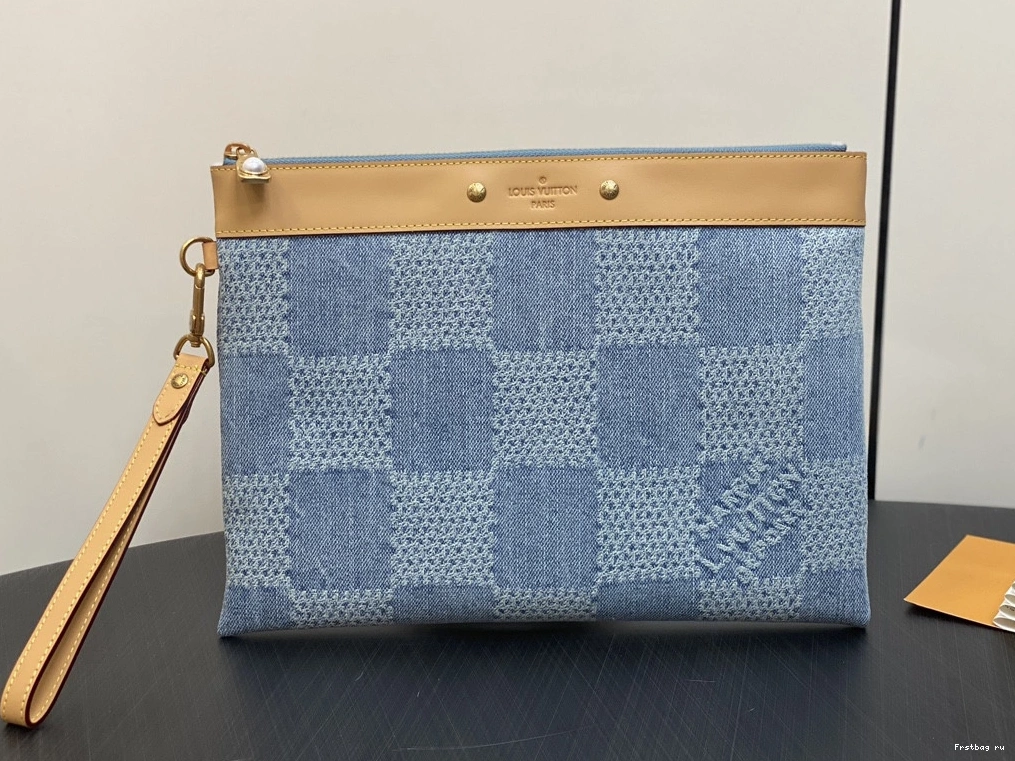 First bag ru VUITTON POCHETTE LOUIS TO-GO-30*21.5*2cm 0712